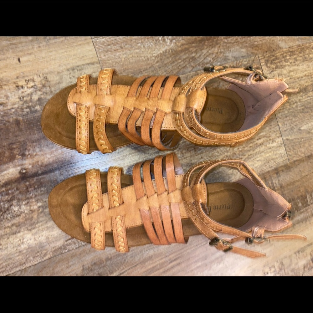 Brown strappy sandals